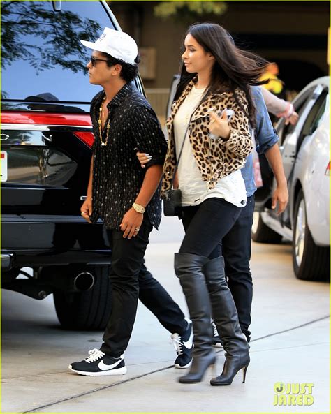 bruno mars jessica caban|bruno mars jessica caban pregnant.